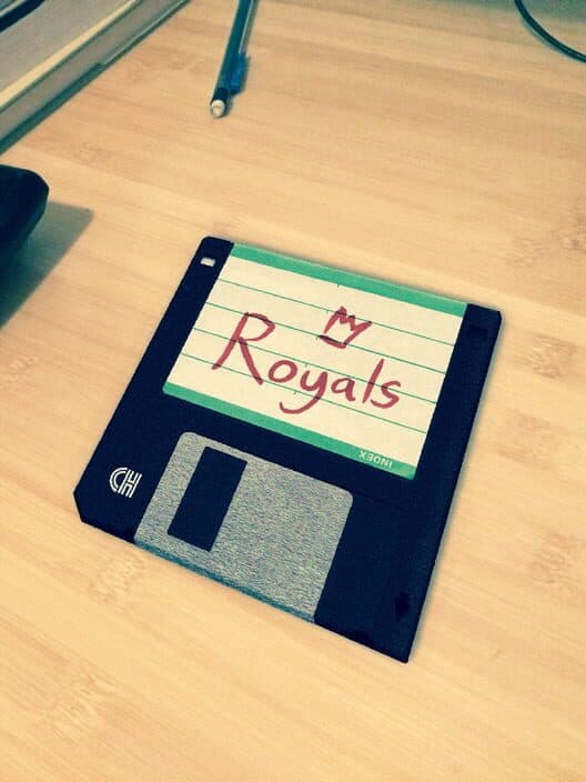 Обложка Royals