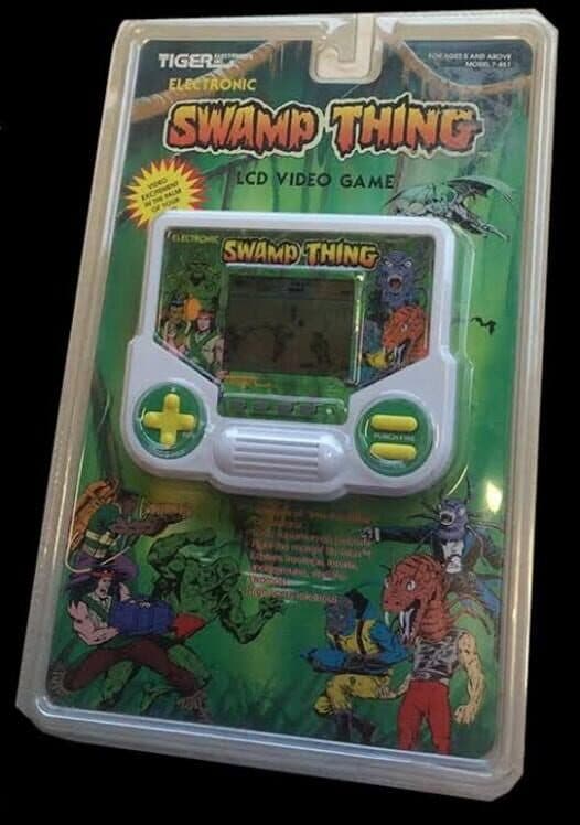 Обложка Swamp Thing