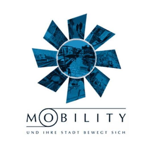 Обложка Mobility: A City in Motion