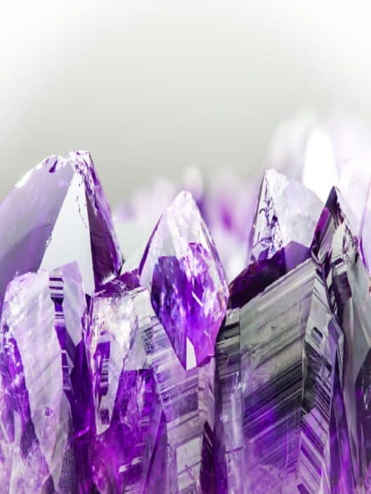 Обложка Exquisite Amethyst