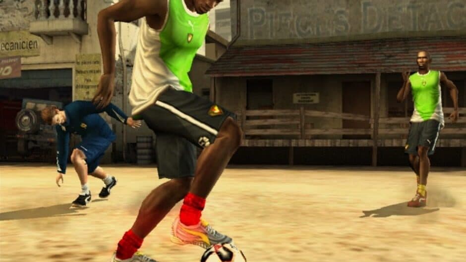 Скриншот 11 из FIFA Street 2