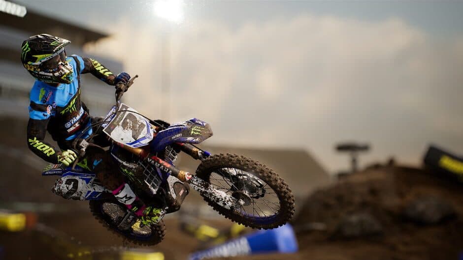 Скриншот 11 из Monster Energy Supercross: The Official Videogame