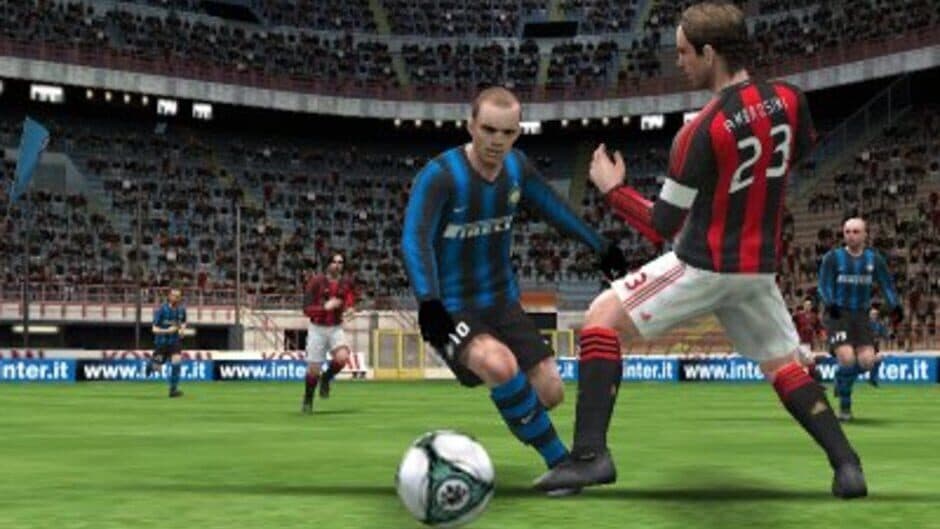 Скриншот 4 из Pro Evolution Soccer 2011 3D