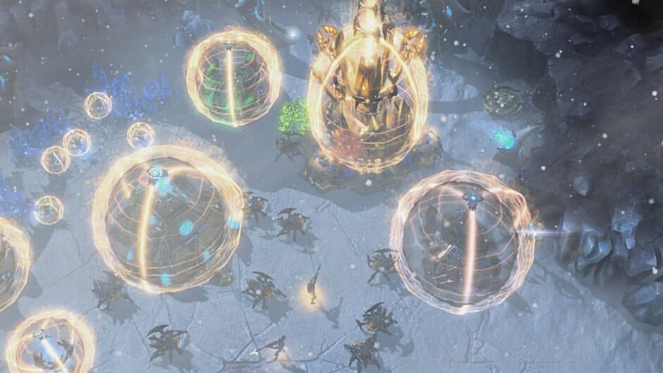 Скриншот 2 из StarCraft II: Heart of the Swarm