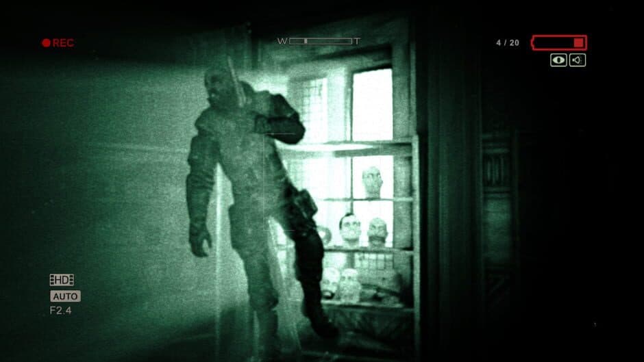 Скриншот 4 из Outlast: Bundle of Terror