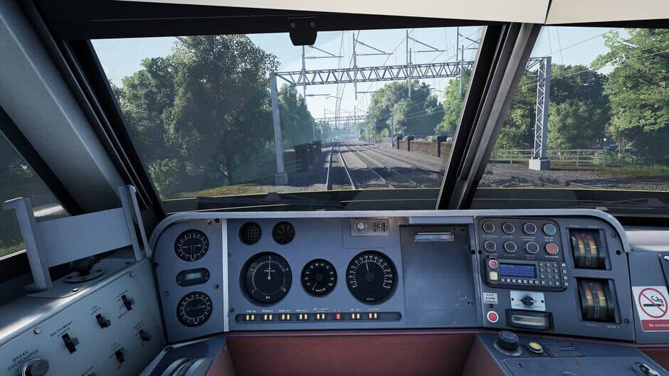 Скриншот 1 из Train Sim World 6: BR Class 90 Electric Freight Loco