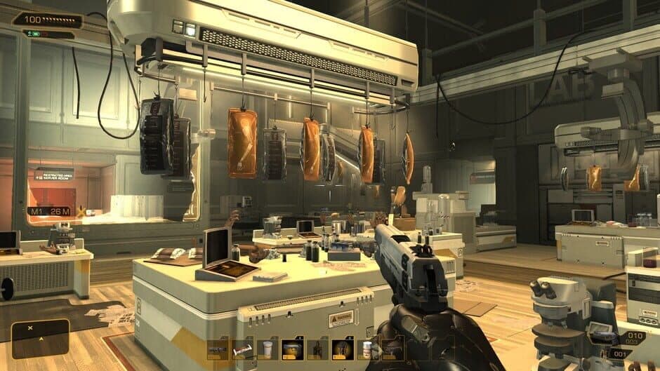 Скриншот 1 из Deus Ex: Human Revolution - Collector's Edition