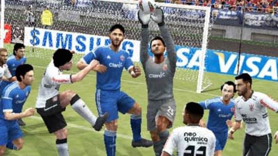 Скриншот 4 из Pro Evolution Soccer 2013 3D