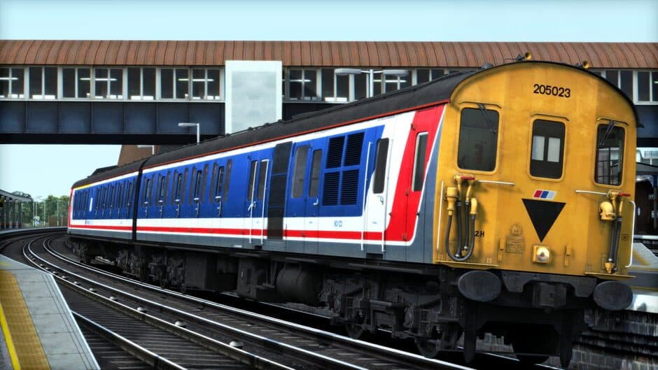 Скриншот 3 из Train Simulator: Network Southeast Class 205 'Thumper' DEMU Add-On