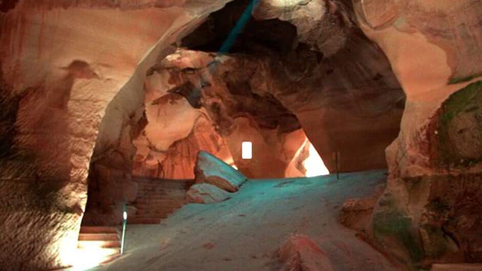 Скриншот 1 из Escape From Bell Cave