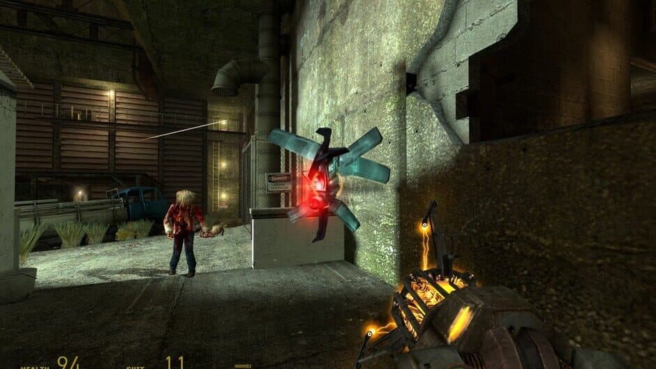 Скриншот 1 из Half-Life 2: Year Long Alarm