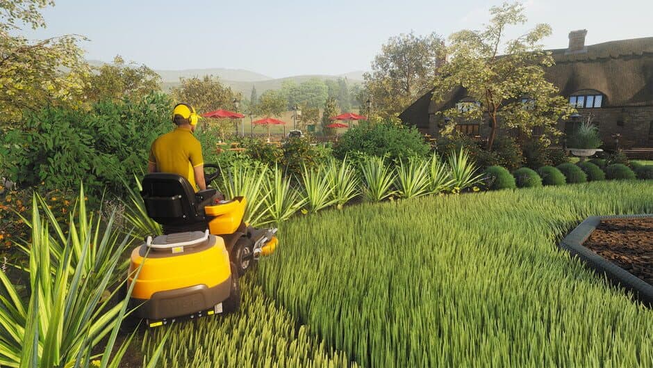 Скриншот 1 из Lawn Mowing Simulator: Ancient Britain