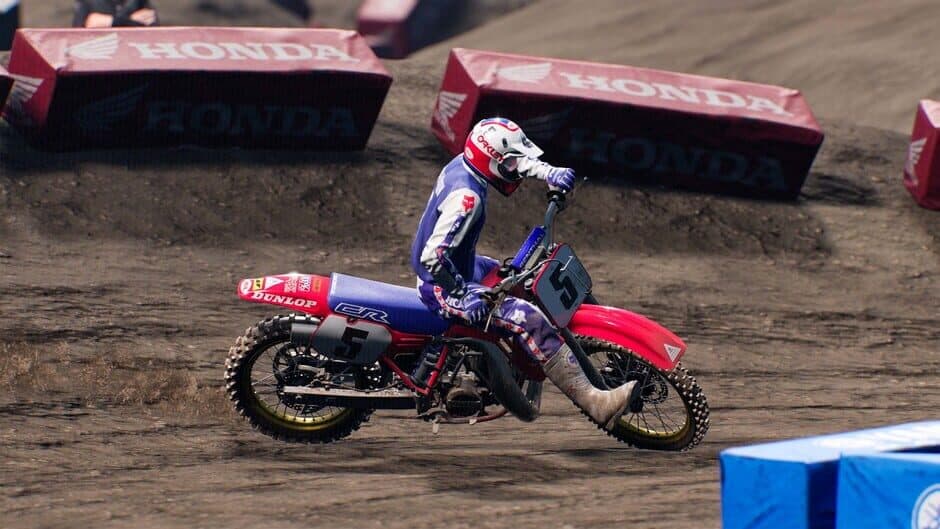 Скриншот 8 из Monster Energy Supercross: The Official Videogame 5 - Legends Pack Vol. 1