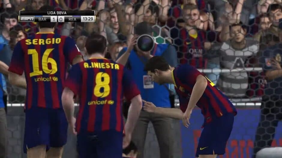 Скриншот 6 из FIFA 14